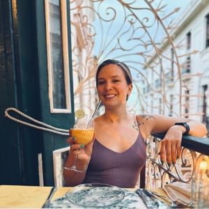 Meet your Posher, Justine